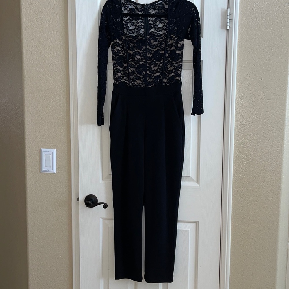 Women’s lace top long sleeve romper